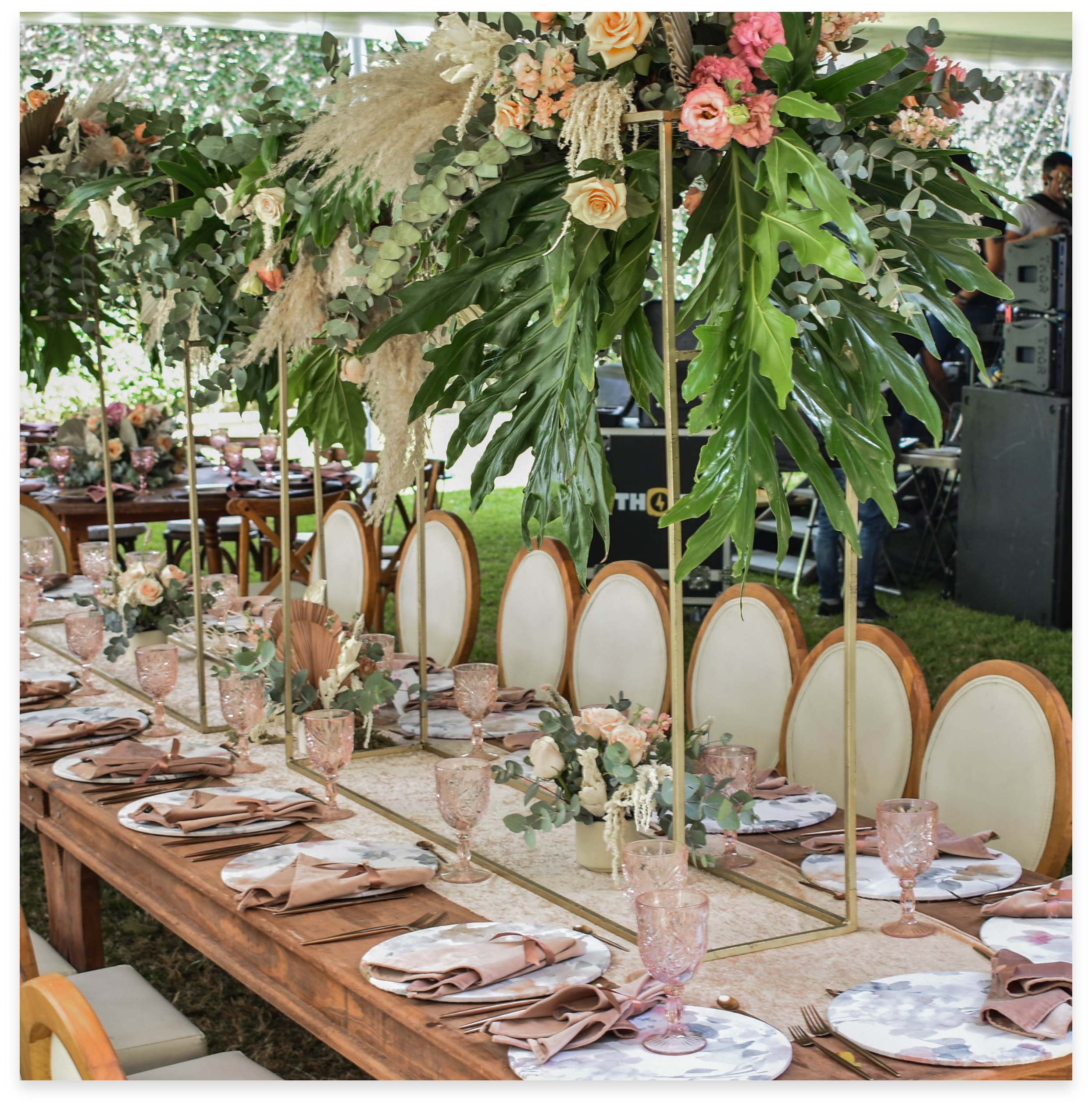 Salón helena decoración de mesa en quinta de torres